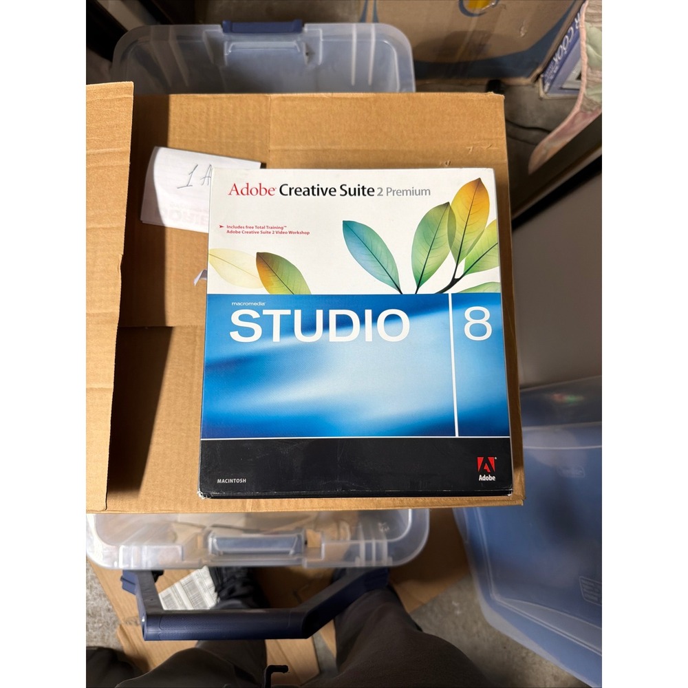 Adobe Creative Suite 2 Premium Macromedia Studio 8 Macintosh Software Box Set